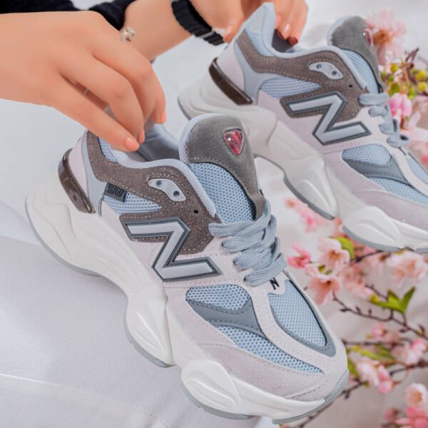 ⁦Women's sneakers New Balance 9060⁩ - الصورة ⁦5⁩